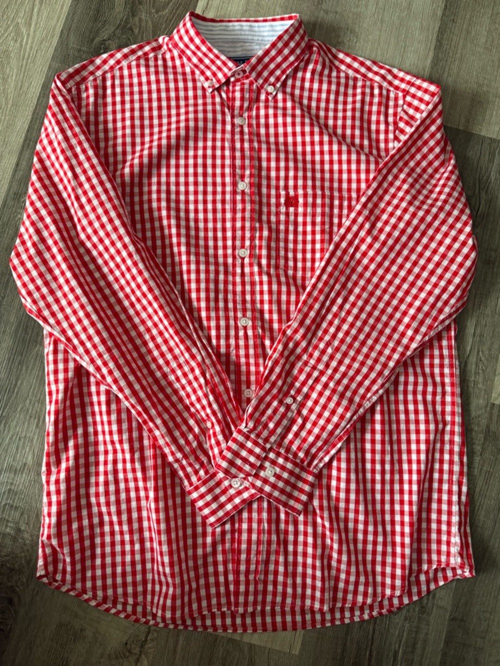 Men's Red Gingham Button-Down Shirt with Chest Pocket